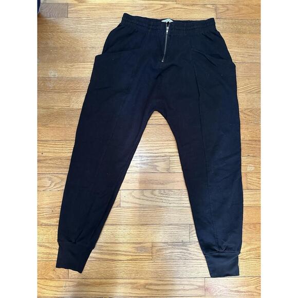 Abercrombie & Fitch Women's Black‎ Zip Front Sweats Size Medium - Picture 1 of 3